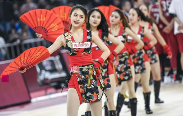 🤨盘点交易字母需要拉第三方的球队：勇士和快船有机会吗？